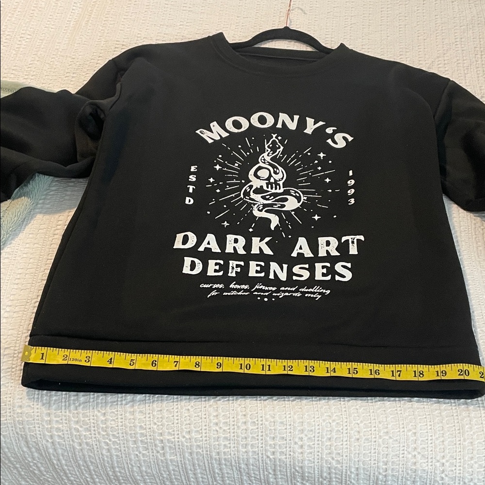 Harry Potter // Moony's Dark Art Defenses Black Graphic Sweatshirt - Picture 6 of 7